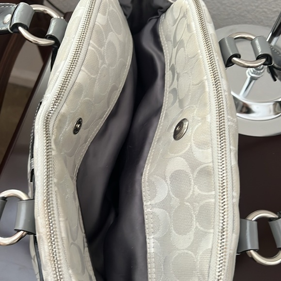 EUC Coach Penelope with original hang tag - Picture 4 of 6